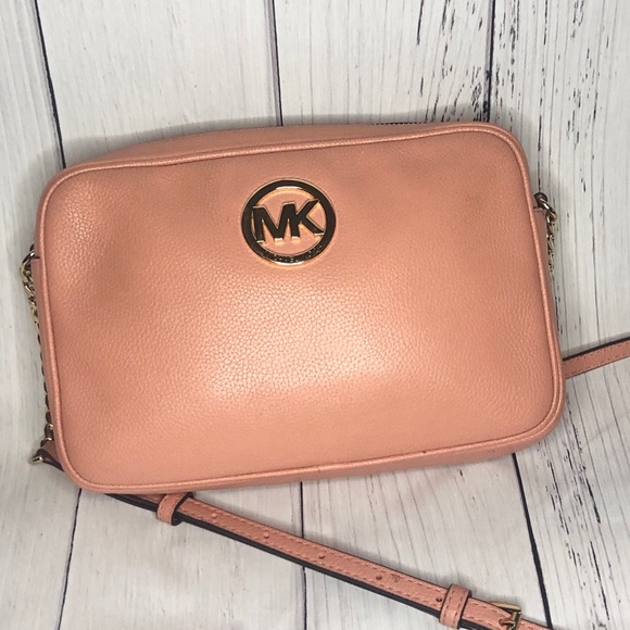 Michael Kors Handbags - Michael Kors Pink Leather Crossbody Bag